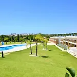 Beautiful House In T2 Pool And Garage