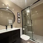 Casa vacanze Beautiful House In T2 Pool And Garage