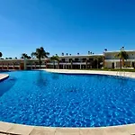 بيت للعطل Beautiful House In T2 Pool And Garage البوفيرا