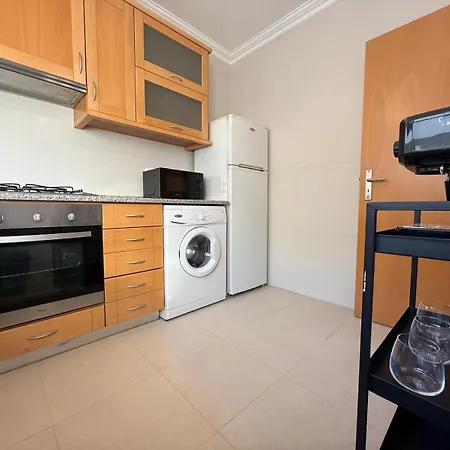 Beautiful Family House In T2 Pool And Garage