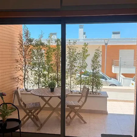 Beautiful Family House In T2 Pool And Garage Holiday home Albufeira