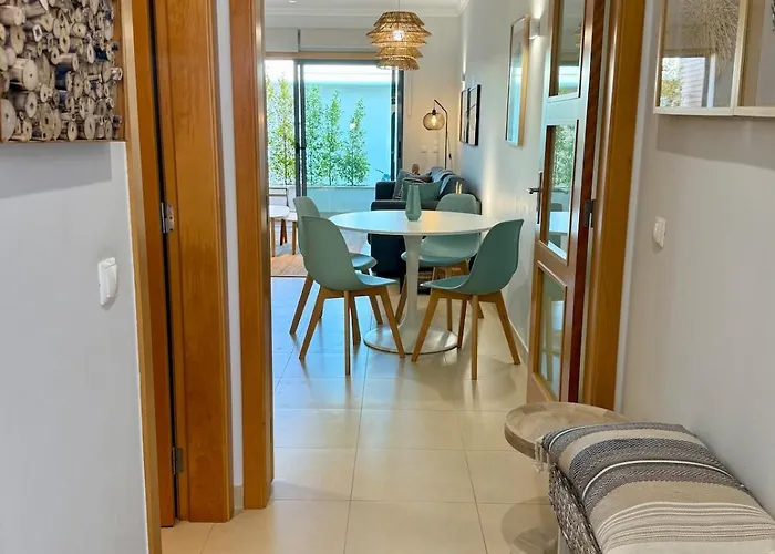 Beautiful House In T2 Pool And Garage Holiday home