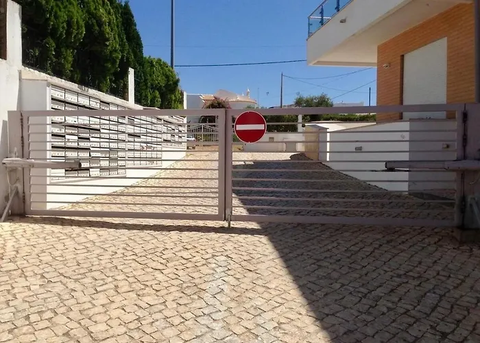 Holiday home Beautiful House In T2 Pool And Garage *