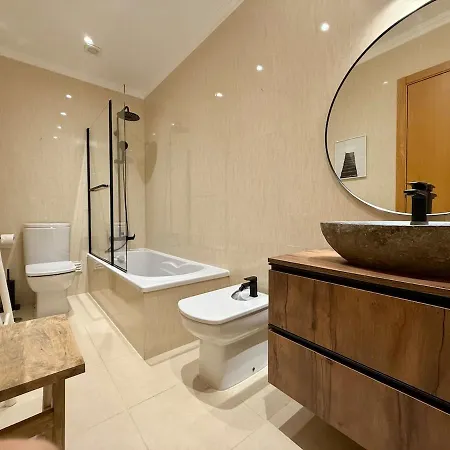 Beautiful House In T2 Pool And Garage Holiday home Albufeira